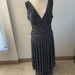 Dress Barn Size 10 Sleeveless Dress Black and White